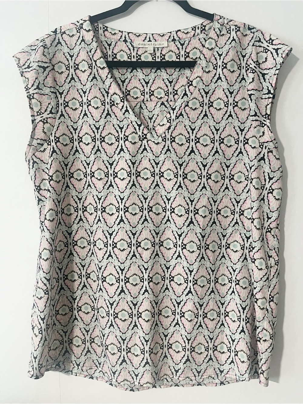 Daniel Rainn Women’s Sleeveless Blouse Sz L